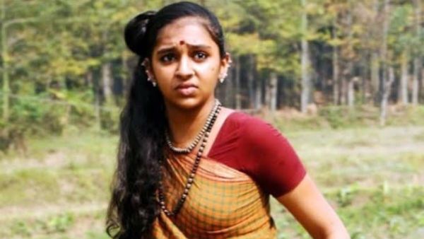 குச்சுப்புடி நடனத்தில் கலக்கி வரும் நடிகை லட்சுமிமேனன் !