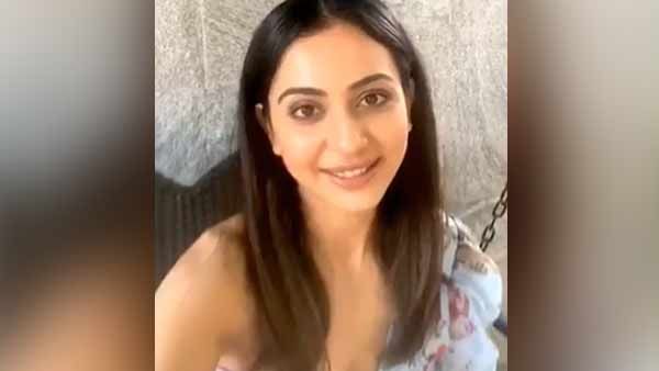 லாக்டவுனிலும் தொடங்கியது ஷூட்டிங்.. 5 மாத இடைவெளிக்கு பின் படப்பிடிப்பில் கலந்துகொண்ட பிரபல நடிகை!