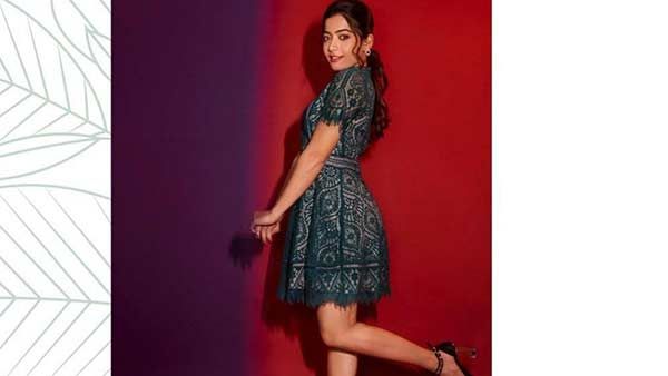 பேப்பரில் செய்த உடை.. மேட்சா வைரக் கம்மல்.. ரஷ்மிகாவின் வைரல் பிக்ஸ்!