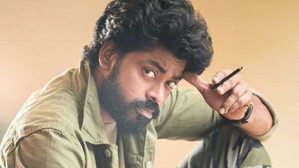 மீசைய முறுக்கி.. செம்ம கெத்து.. சாண்டி மாஸ்டரின் வேறலெவல் புகைப்படம்!