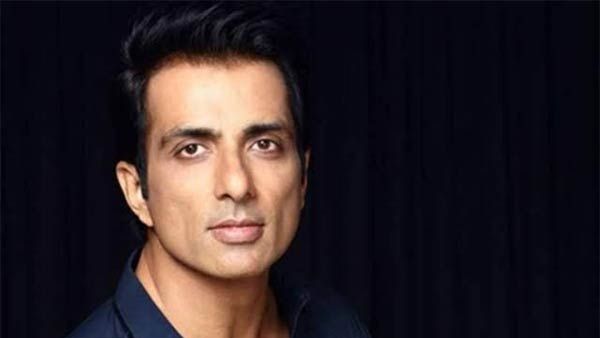 விளையாட PS4 வேணும் சோனு சூட்.. ட்விட்டரில் அடம்பிடித்த மாணவன்.. சூப்பர் ஹீரோவின் பதிலை பாருங்க!