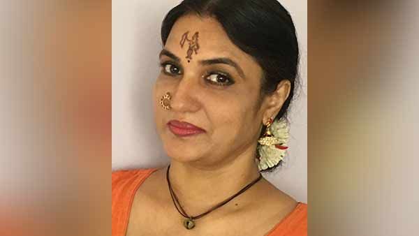 நெற்றியில் ராமர் உருவம்… இணையத்தை தெறிக்கவிட்ட பிரபல நடிகை!