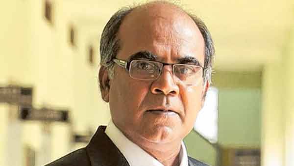 அக்ஷய் குமாருடன் பாலிவுட் படத்தில் நடிக்கும் அழகு சீரியல் நடிகர்.. கிளாஸ்கோ புறப்பட்டார்!