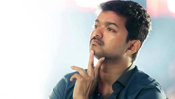 தற்கொலை செய்து கொண்டு இறந்த ரசிகர்.. குடும்பத்திற்கு போன் பண்ணி ஆறுதல் சொன்ன தளபதி விஜய்