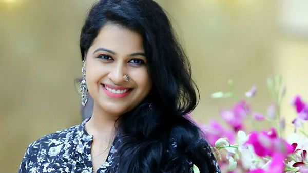 பிரபல நடிகைக்கு நிர்வாணப் படம் அனுப்பிய நபர்.. உங்கள் மனநோயை என் மீது திணிப்பதா? ஆவேசமான ஹீரோயின்!