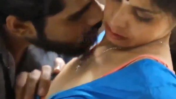 18+: படிப்படியாக பட்டனைக் கழற்றி... அதுவும் தனிக் கலைதானே.. சூடு கிளப்பும் வெப் சீரிஸ்!