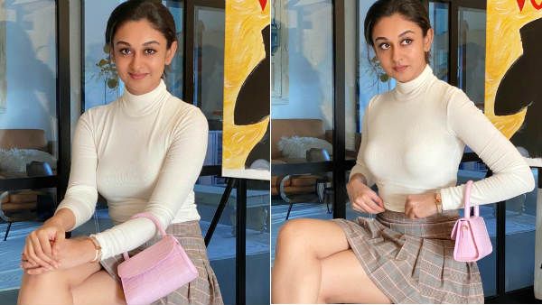 அர்ஜுன் மகள் ஐஸ்வர்யாவின் கவர்ச்சி பிக்ஸ்…அப்பாக்கு தெரிஞ்ச தோல உரிச்சிருவாறு !