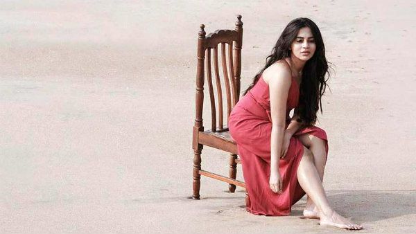 ஜி.வி.பிரகாஷின் தங்கை செய்த காரியம்... ஒரு படம் கூட ரிலீஸ் ஆகல .. அதுக்குள்ள இது எல்லாம் தேவையா!