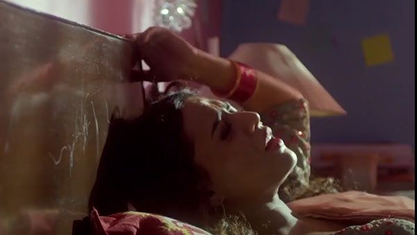 18+: ஆண்களை வசியப்படுத்தி.. மனைவிகளுக்கு தலைவலியாய் மாறும் ஸ்வாரா பாஸ்கா.. பகீர் கிளப்பும் ராஸ்பரி!