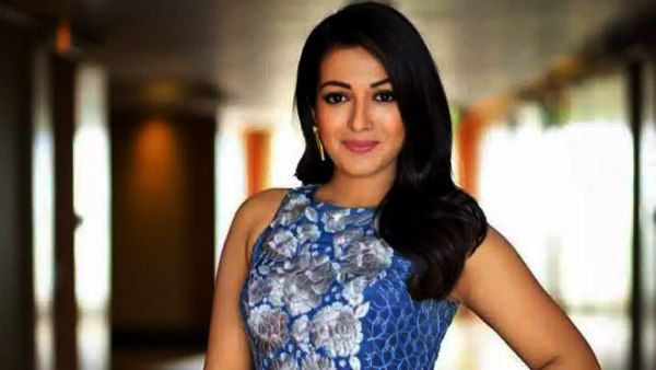 “மெட்ராஸ் பட நாயகி ..கேத்ரின் தெரசாவுக்கு இன்று பிறந்தநாள்.. ரசிகர்கள் வாழ்த்து!