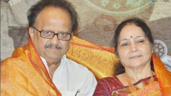 உன்னைவிட்டு எப்படி தனியாக இருக்க போகிறேன்.. மனைவியிடம் கடைசியாக எஸ்பிபி பேசிய உருக்கமான பேச்சு!