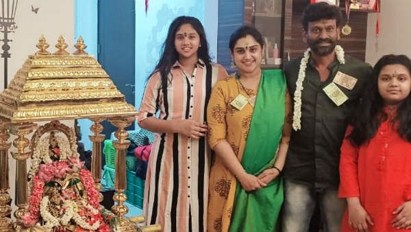 கரன்சி மாலையில் கணவருடன் வனிதா அக்கா.. காசு கொட்டோ கொட்டுன்னு கொட்டப்போகுது.. ஏன்னு பாருங்க மக்களே!