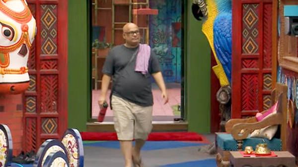 எல்லோரையும் கதறவிடும் மொட்டை அங்கிள்.. டபுள் பேமென்ட் போல.. வனிதாலாம் பின்னாடி போக வேண்டியதுதான்!