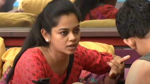 செருப்பால் அடித்துவிட்டு மன்னிப்பு கேட்பீயா? க்ளோஸ் ஃபிரண்ட் சோமுவையும் வச்சு வெளுத்த அனிதா சம்பத்!