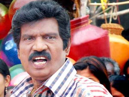 உடல்நிலை பற்றி திடீர் வதந்தி.. நகைச்சுவை நடிகர் கவுண்டமணி கமிஷனர் அலுவலகத்தில் பரபரப்பு புகார்!