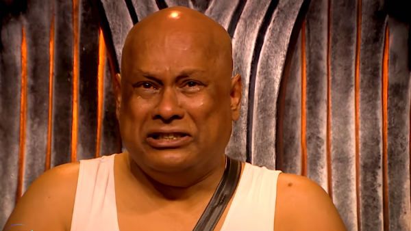 வாடா போடன்னு பேசிய சனம் ஷெட்டி.. பச்சைக் குழந்தை மாதிரி கேவி கேவி அழுத மொட்டை சுரேஷ்!