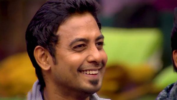 நேர்மை என்றுமே உன்னை கை விடாது.. கபால்னு ஒரு நாள் காப்பாத்தும்பா.. குஷியில் ஆரி ஃபேன்ஸ்!