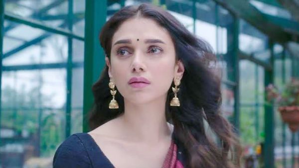 வாரே வாவ்.. வெண்ணையில் செய்த சிலை அதிதி ராவ்.. ஒரு ஸ்பெஷல் ரிப்போட் !