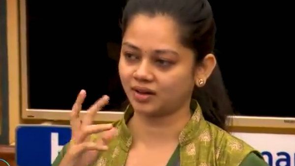 அம்மாவை பற்றி உருக்கமான தகவலை பகிர்ந்து கதறி அழுத அனிதா சம்பத்.. கலங்க வைத்த பிக்பாஸ் புரமோ!