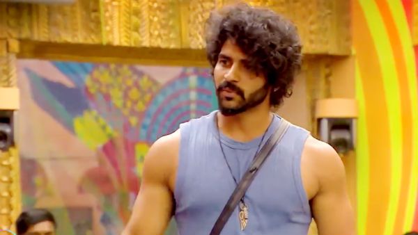 வாவ்.. செம.. கார்னர் செய்யும் ஹவுஸ்மேட்ஸ்.. இந்திய அளவில் ட்ரென்ட்டாகும் பாலாஜி.. வேற லெவல் போங்க!