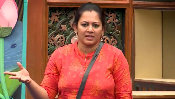 எம்மா.. காமெடி டைம்.. ராஜமாதா மாதிரியே இருக்க ட்ரை பண்ணாதீங்க.. அர்ச்சனாவை விளாசும் நெட்டிசன்ஸ்!