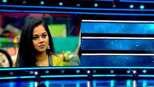 சுமங்கலி விவகாரம்.. கைத்தட்டி பாராட்டிய கமல்.. கண்ணீர் வடித்து கைக்கூப்பி நன்றி சொன்ன அனிதா!