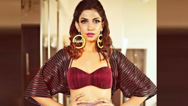 'சிக்ஸ்பேக் வச்சுகிட்டு அழறதெல்லாம் அபத்தம்..' பிக் பாஸை அப்படி கிண்டலடித்த பிரபல தொகுப்பாளினி!