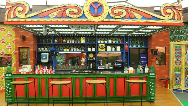 என்னா ஆடம்பரம்.. பெட்ரூம்.. நீச்சல் குளம்.. கலை நயத்துடன் கலர்ஃபுல்லாய் இருக்கும் பிக்பாஸ் வீடு!