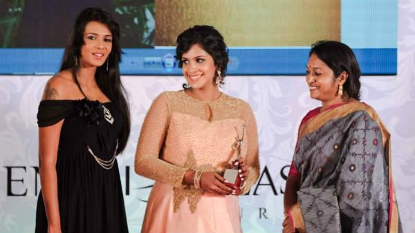 எல்லாம் என் மேல உள்ள பொறாமைதான்.. பிக்பாஸ் சம்யுக்தாவுக்கு பதிலடி கொடுத்த சூப்பர் மாடல் மீரா மிதுன்!