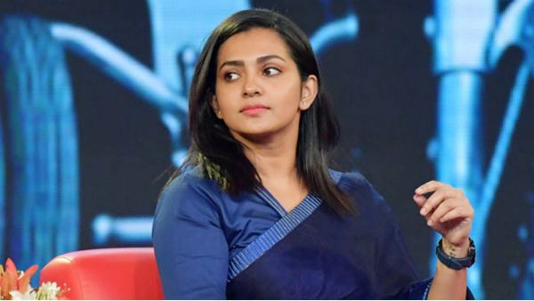 எதிர்பார்ப்பு எல்லாம் வீணாகிவிட்டது.. நடிகர் சங்கத்தில் இருந்து திடீரென விலகினார் பிரபல நடிகை!