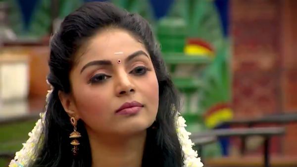 இங்கிதத்தை இழந்த சனம் ஷெட்டி. 2வது புரமோவில் வச்சு விளாசிய கமல்.. ஒரு வழியா ’அதை’ கேட்டுட்டாரு!