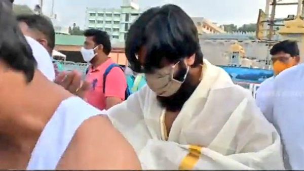 கல்யாண வரம் வேண்டியா? கோயில் கோயிலாக சுற்றும் சிம்பு.. நேற்று திருப்பதி, இன்று மதுரை.. செம வைரல்!