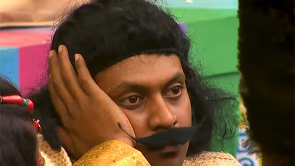 ஆடாமல் அசையாமல் இருக்கும் ரியோ.. முத்தம் கொடுக்க கிட்ட போன ஜித்தன் ரமேஷ்.. எல்லை மீறிய சுரேஷ்!