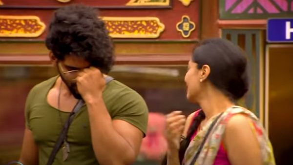 சனம் ஷெட்டியை அடித்து விளையாடிய பாலாஜி.. இப்படி ஆளை மாத்திக்கிட்டே இருந்தா என்ன அர்த்தம்!