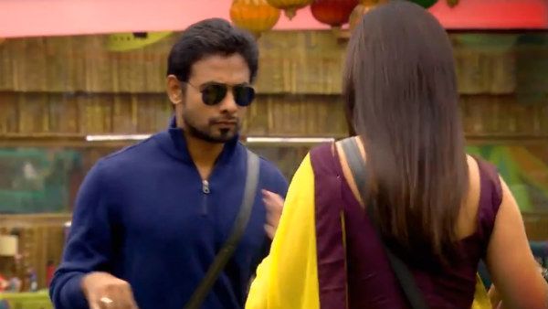 இப்போ ரம்யா பாண்டியனுக்கு யார் ஜோடி.. என்ன வேணா பண்ணுங்க ஆரியை டான்ஸ் மட்டும் ஆட சொல்லாதீங்க!