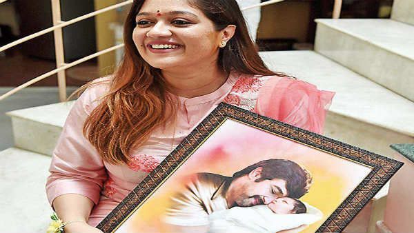 மறைந்த சிரஞ்சீவி சார்ஜாவின் பாடல்களைப் பாடி குழந்தையைத் தாலாட்டுகிறேன்.. மேக்னா ராஜ் நெகிழ்ச்சி!