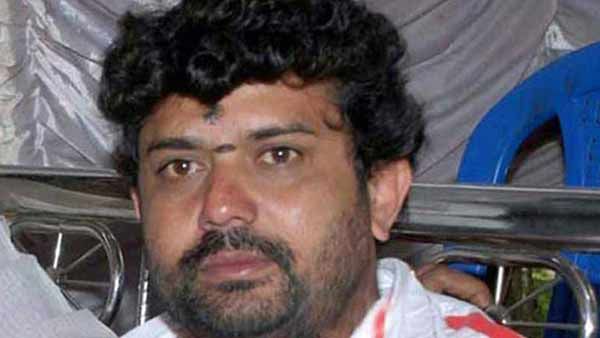 திடீர் மாரடைப்பு.. சிகிச்சை பெற்று வந்த பிரபல தயாரிப்பாளர் மரணம்.. திரையுலகம் சோகம்!