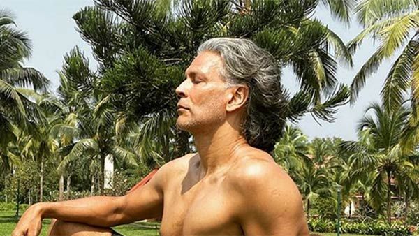 கடற்கரையில் 'பிறந்த மேனி' ஓட்டம்.. பூனம் பாண்டேவை அடுத்து பிரபல நடிகர் மீதும் வழக்குப் பதிவு!