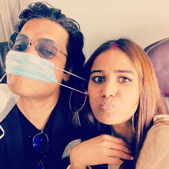 கோவாவை விட்டு போகக்கூடாது, ஆமா.. ஆபாசப்பட விவகாரம்.. பூனம் பாண்டேவுக்கு ஜாமீன்!