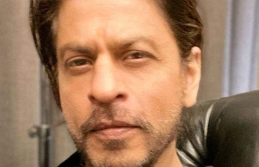 வாவ் ஷாருக்கான் வீட்டில் ரசிகர்கள் தங்க ஒரு அரிய வாய்ப்பு.. என்ன செய்யணும் தெரியுமா?