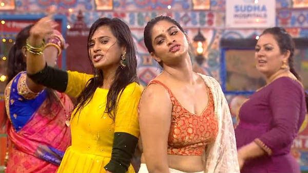 மழையில் நனைந்து.. ஷிவானி, ரம்யா போட்ட அசத்தல் ஆட்டம்.. மத்தாப்புடன் களைகட்டிய பிக் பாஸ் தீபாவளி!