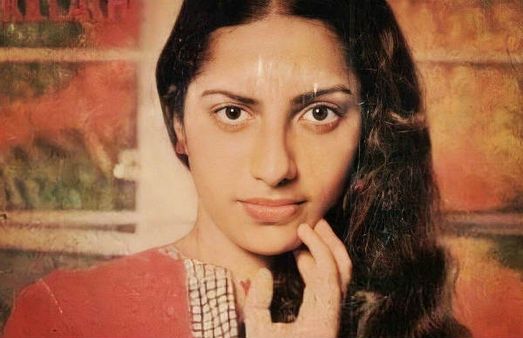 “நெஞ்சத்தைக் கிள்ளாதே“ அரிய புகைப்படத்தை பகிர்ந்தார் சுகாசினி!