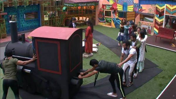 இதுக்கு மேல யாரும் மிக்சர் தின்னக் கூடாது.. தள்ளுங்கடா ரயிலை.. பெண்டு நிமிர்த்த தொடங்கிய பிக் பாஸ்!