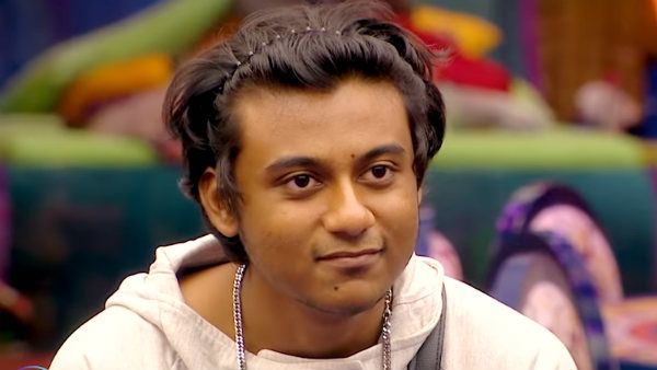 இரிட்டேட்டாகுதா.. அனிதாவால தப்பிச்சுட்ட தம்பி.. அடுத்த வாரம் நீதான்.. ஆஜித்தால் காண்டான ரசிகர்கள்!