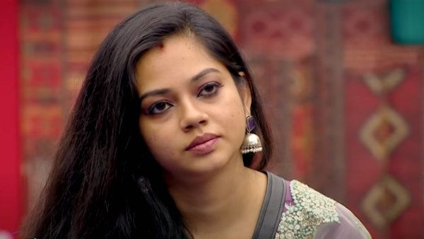 பிக்பாஸ் வீட்டில் இருந்து வெளியேறிய அனிதா.. முன்கூட்டியே அட்மின் போட்ட டிவிட்ட பாருங்க!