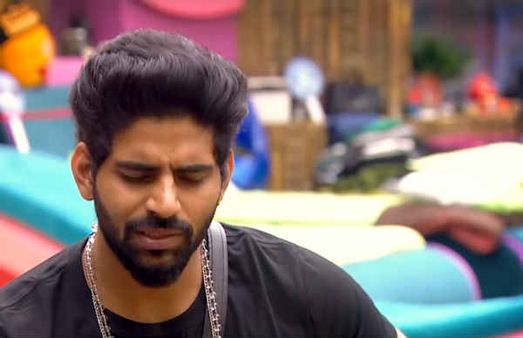 தானே தலையில் மண்ணை அள்ளி போட்டுக்கொண்ட பாலாஜி.. பக்காவா பதில் கொடுத்த ஆரி.. வேற லெவல் புரமோ!