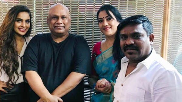 சூப்பர் ரீயூனியன்.. பிக் பாஸ் வீட்டிலிருந்து வெளியேறிய பிரபலங்கள் சந்திப்பு.. வைரலாகும் போட்டோ!