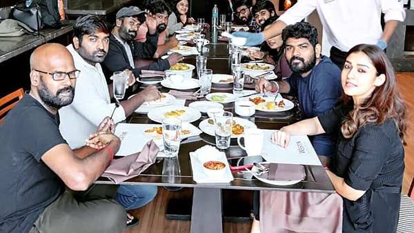 செம சாப்பாடு போல.. காத்துவாக்குல ரெண்டு காதல் டீமுடன் நயன்தாரா.. தீயாய் பரவும் போட்டோ!