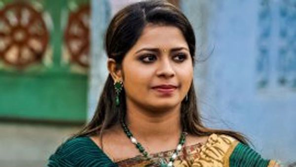 கொதிக்கும் எண்ணெய் பட்டு மதுமிதாவின் இடுப்பில் காயம்.. விஜய் சேதுபதி படப்பிடிப்பில் நேர்ந்த சோகம்!