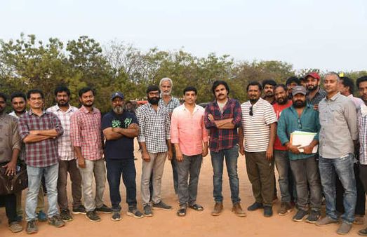 பவன் கல்யாணின் வக்கீல் சாப் படப்பிடிப்பு முடிந்தது.. போனிகபூர் வெளியிட்ட அப்டேட்!